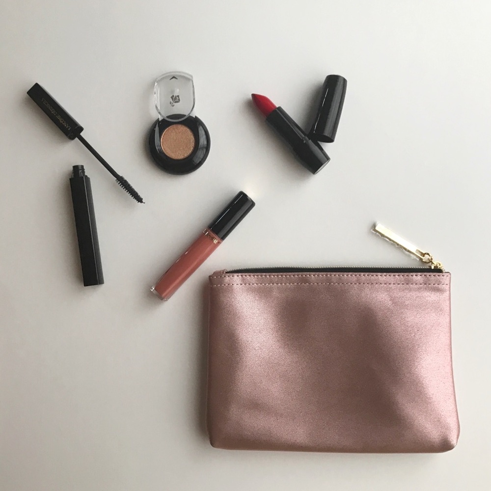 Lancôme Makeup w/ pouch